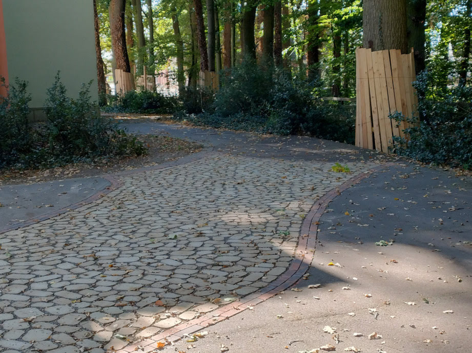 Planung Freianlagen Grundschule Steinhude 1 Leitungstrasse neu befestigt 1 B