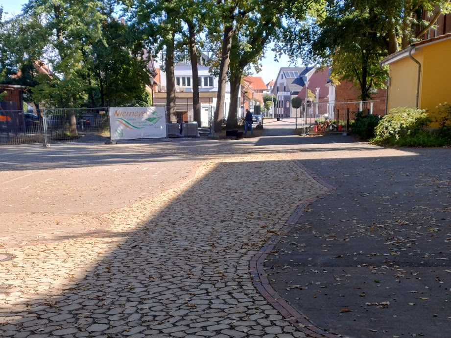 Leitungsstraße neu befestigt